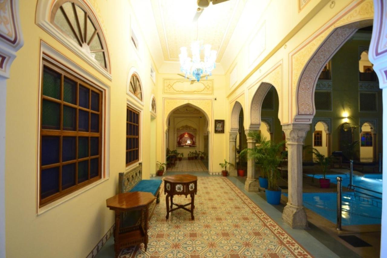 Nirbana Palace - A Heritage Hotel And Spa Jaipur Ngoại thất bức ảnh