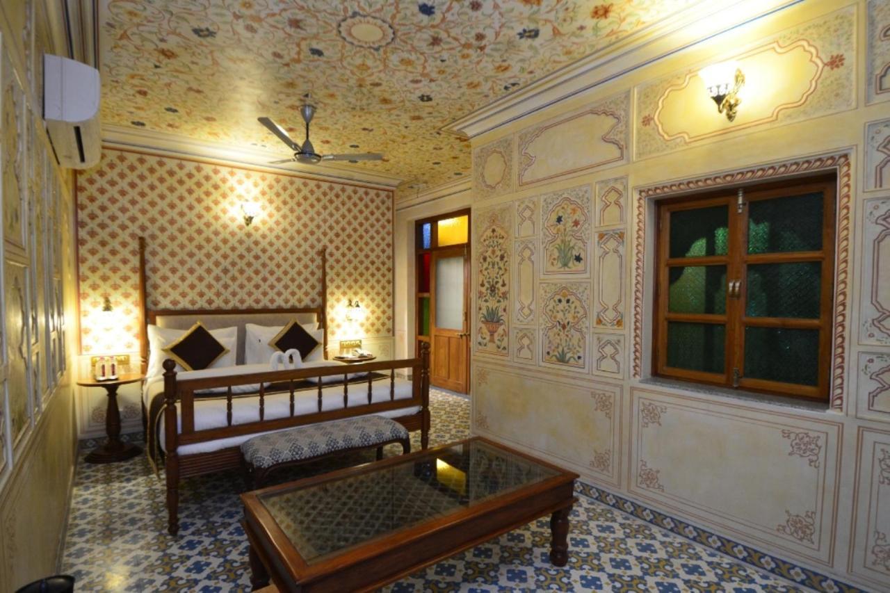 Nirbana Palace - A Heritage Hotel And Spa Jaipur Ngoại thất bức ảnh