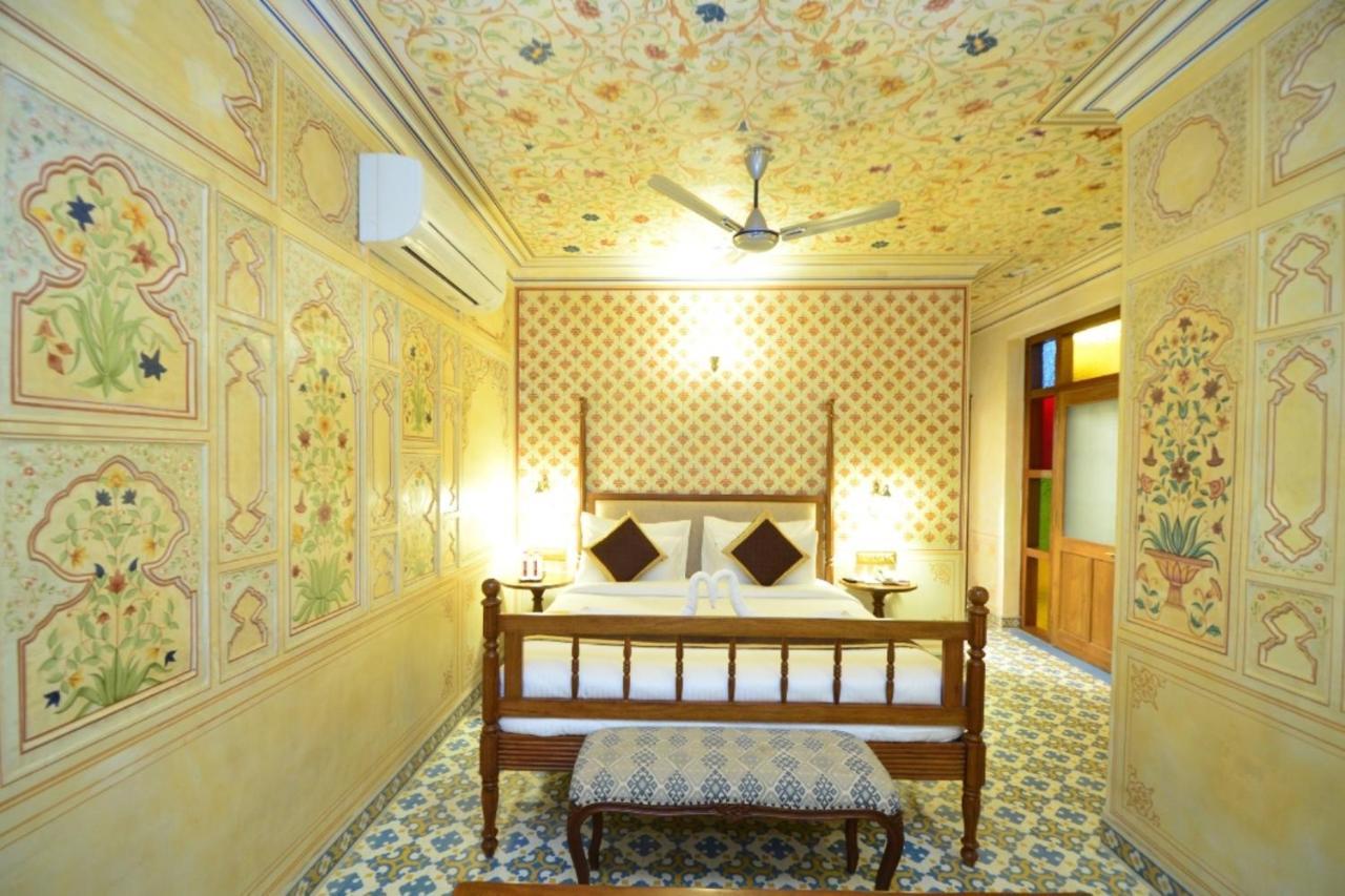 Nirbana Palace - A Heritage Hotel And Spa Jaipur Ngoại thất bức ảnh