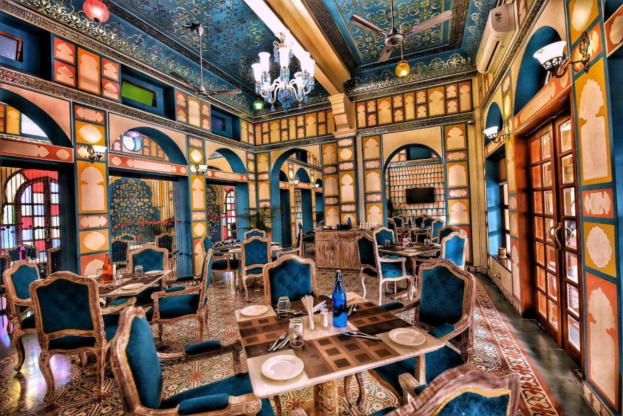 Nirbana Palace - A Heritage Hotel And Spa Jaipur Ngoại thất bức ảnh