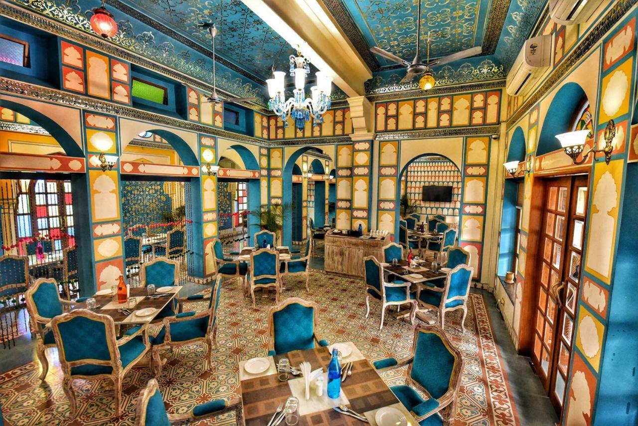 Nirbana Palace - A Heritage Hotel And Spa Jaipur Ngoại thất bức ảnh