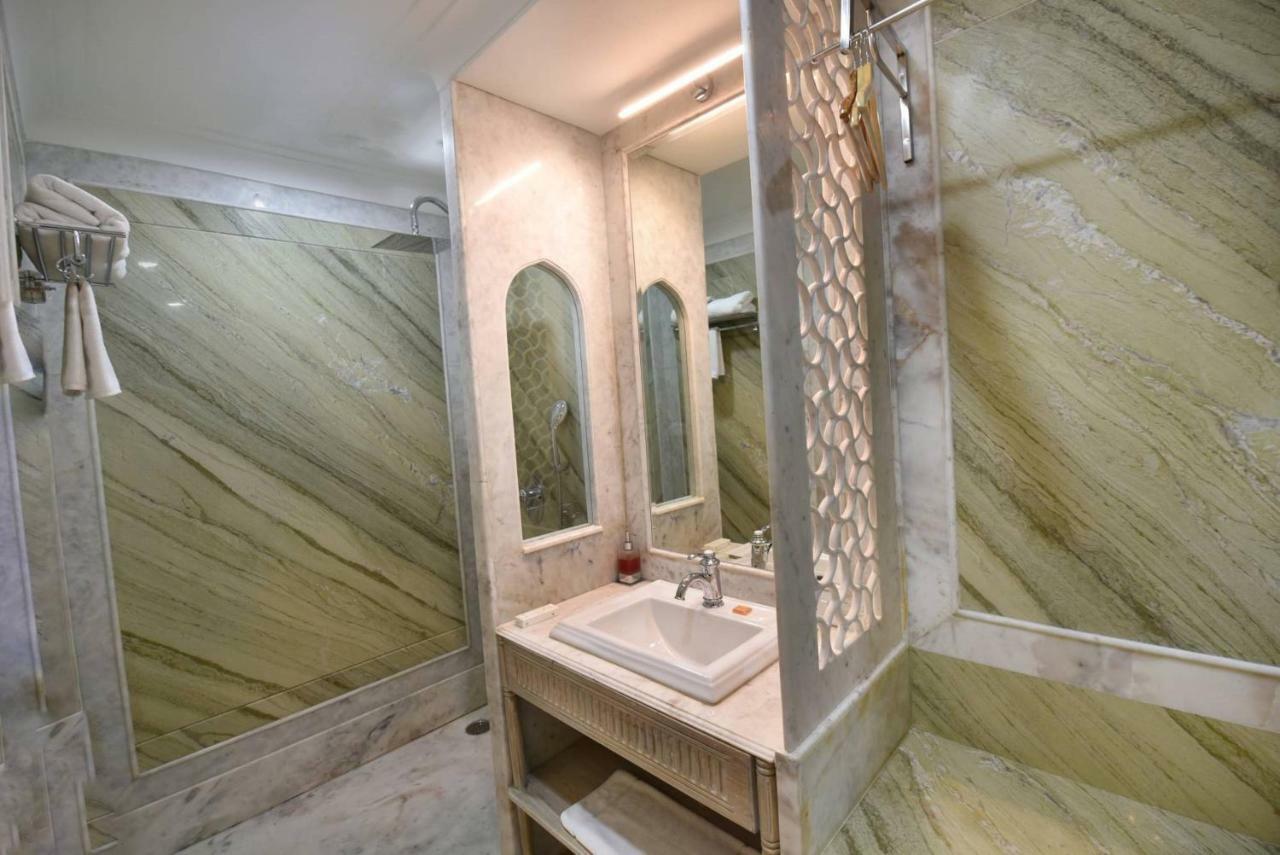 Nirbana Palace - A Heritage Hotel And Spa Jaipur Ngoại thất bức ảnh